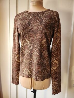 Jones New York 75% Silk Signature Petite Brown Paisley Long Sleeve Knit Top